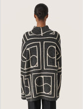 Load image into Gallery viewer, Hedaya Pullover, black